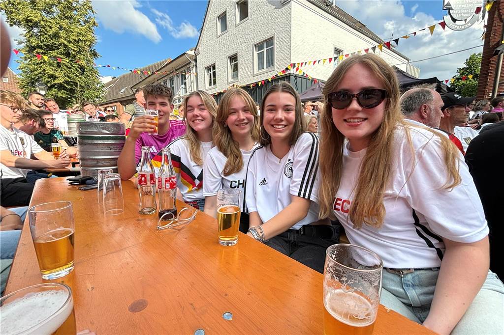 Public-Viewing in Südlohn