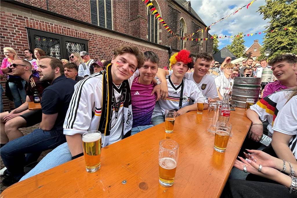 Public-Viewing in Südlohn