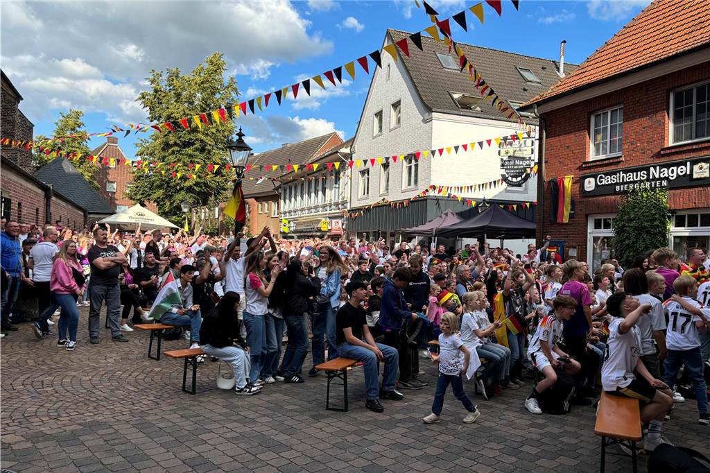 Public-Viewing in Südlohn