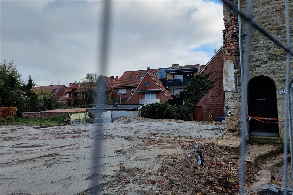 Burgschänke ist Geschichte: „Die großen Unbekannten sind im Keller“ Burgschänke in Nienborg abgerissen