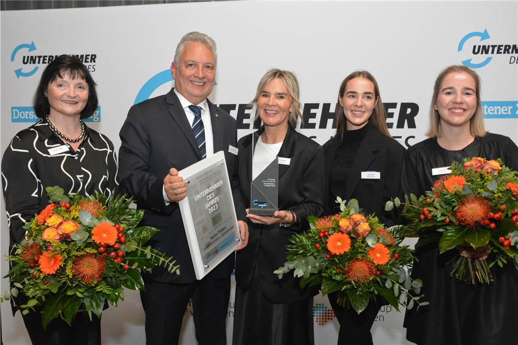Unternehmer des Jahres 2023 in Dorsten: Bilder vom Festakt mit über 150 geladenen Gästen Über 150 Gäste kamen am Freitag (3. November) ins Wulfener Gemeinschaftshaus zur Preisverleihung "Unternehmer des Jahres".