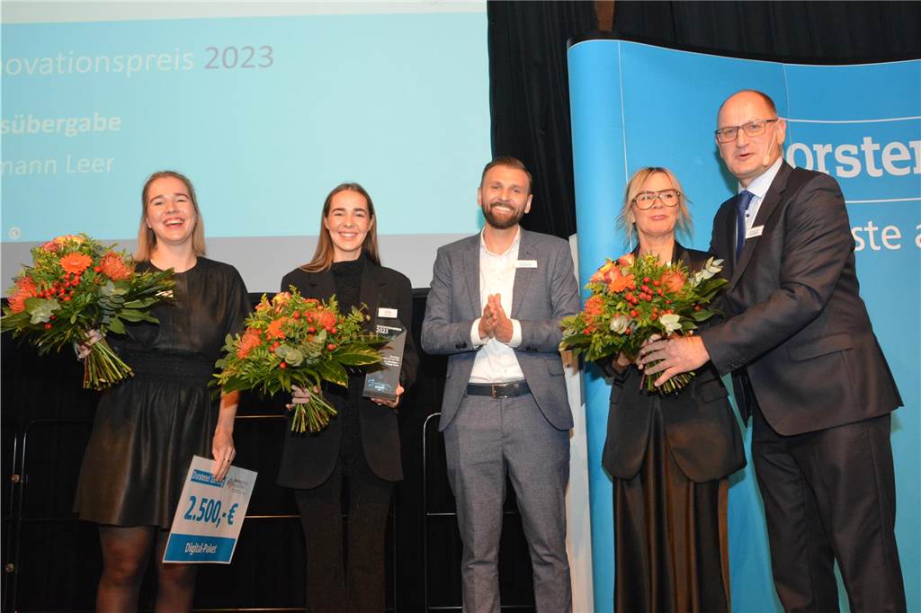 Unternehmer des Jahres 2023 in Dorsten: Bilder vom Festakt mit über 150 geladenen Gästen Über 150 Gäste kamen am Freitag (3. November) ins Wulfener Gemeinschaftshaus zur Preisverleihung "Unternehmer des Jahres".