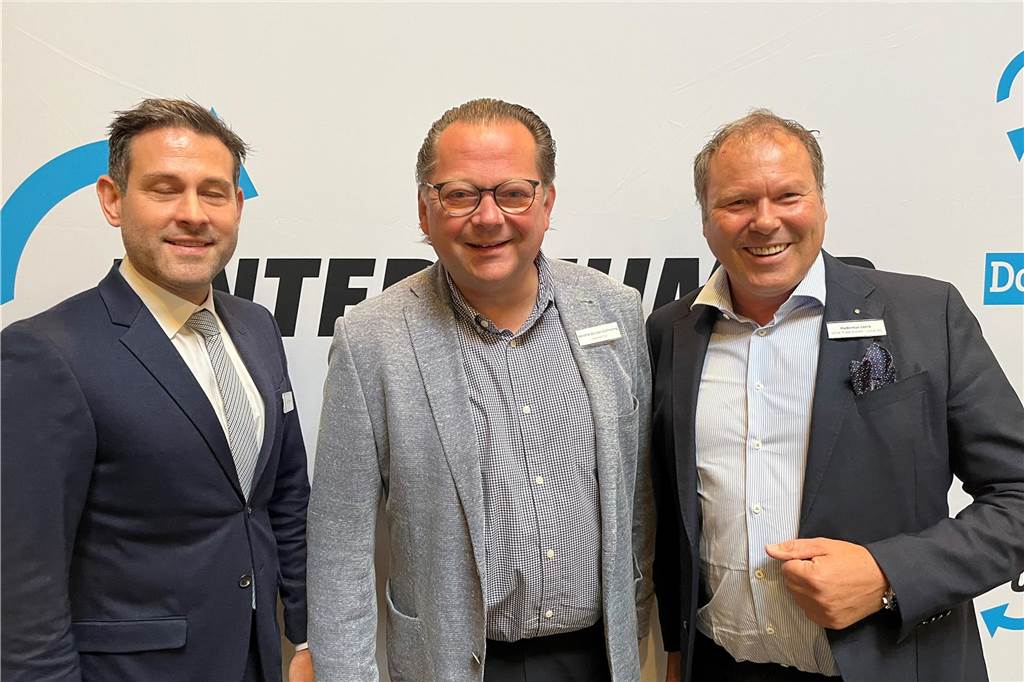 Unternehmer des Jahres 2023 in Dorsten: Bilder vom Festakt mit über 150 geladenen Gästen Über 150 Gäste kamen am Freitag (3. November) ins Wulfener Gemeinschaftshaus zur Preisverleihung "Unternehmer des Jahres".