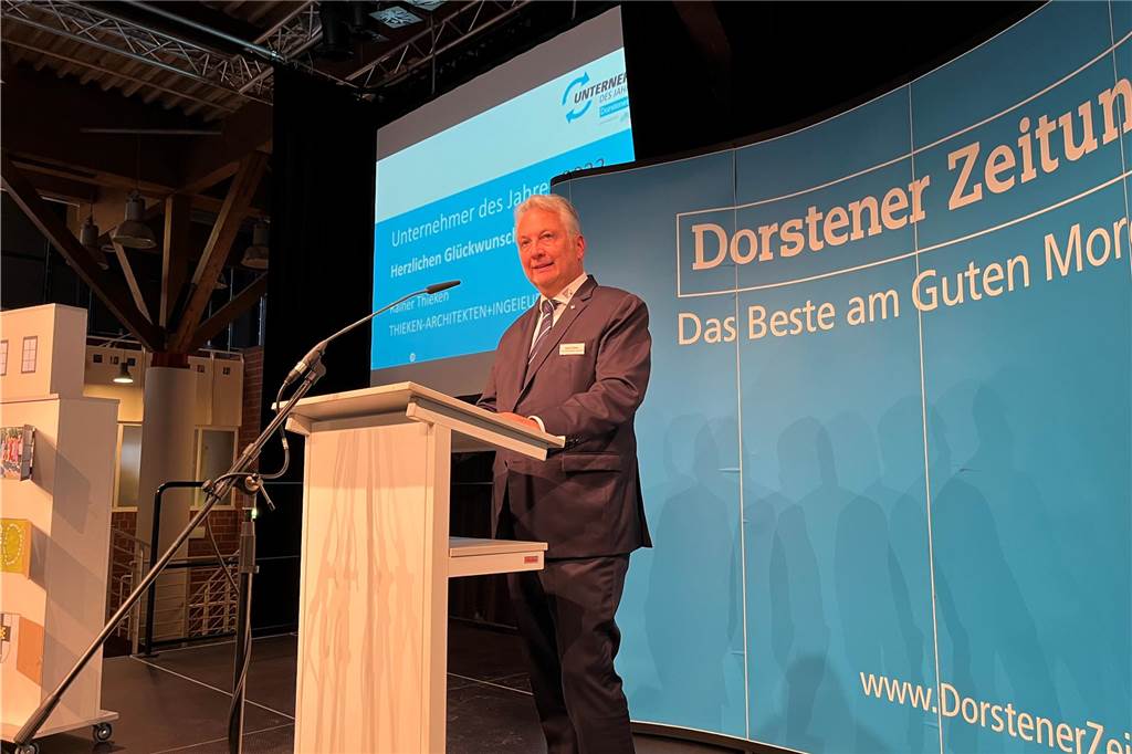 Unternehmer des Jahres 2023 in Dorsten: Bilder vom Festakt mit über 150 geladenen Gästen Über 150 Gäste kamen am Freitag (3. November) ins Wulfener Gemeinschaftshaus zur Preisverleihung "Unternehmer des Jahres".