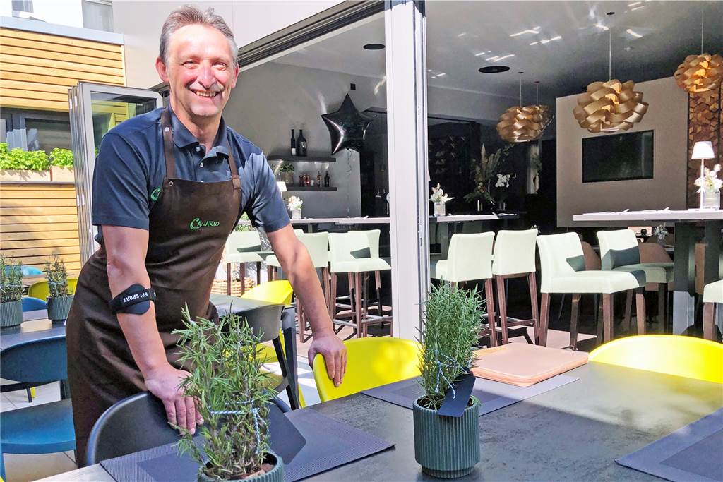 Pizza, Pasta, Herzlichkeit: Ofen im Stadtlohner Canario ist wieder heiß ber die 20 neuen Plätze auf der Außenterrasse freut sich Can Hadraj besonders.