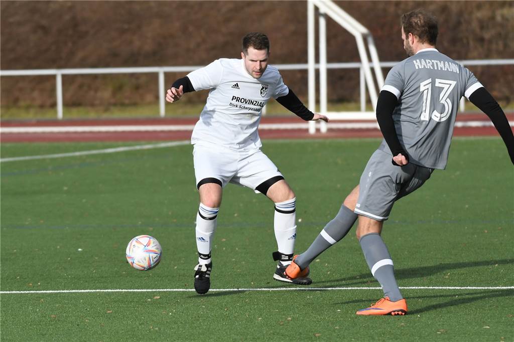 Über ein 1:0 und 2:2 kam die SG Castrop III (Kreisliga C) zu einem 3:3 gegen Urania Lütgendortmund II.