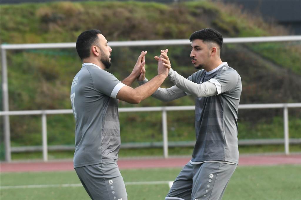 Über ein 1:0 und 2:2 kam die SG Castrop III (Kreisliga C) zu einem 3:3 gegen Urania Lütgendortmund II.