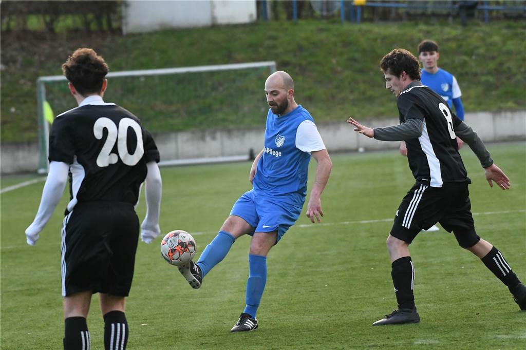 Über ein 3:0 und 3:3 setzte sich der FC Frohlinde (Bezirksliga) im Testspiel gegen den FC Silschede (Kreisliga A) mit 4:3 durch.