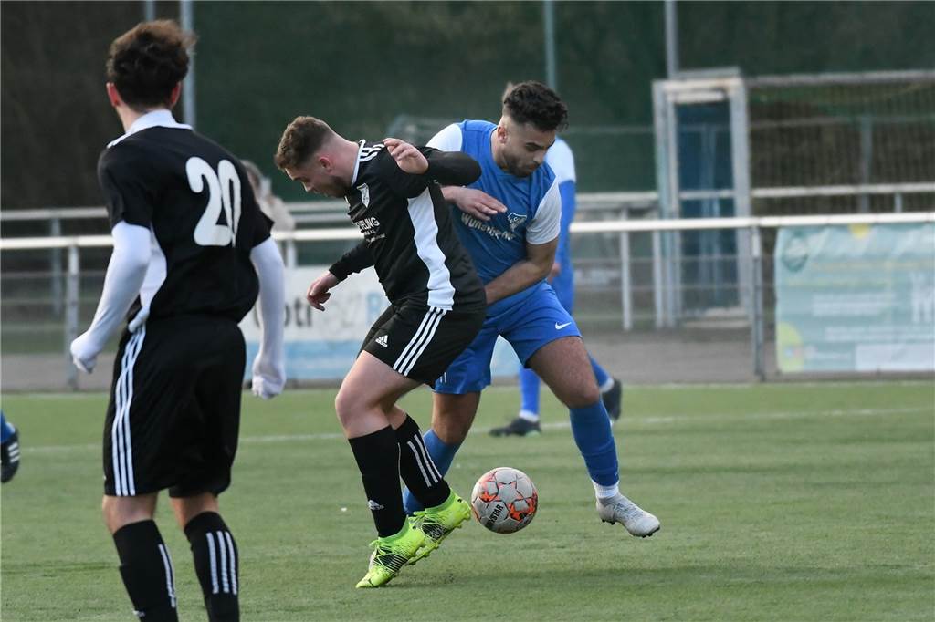 Über ein 3:0 und 3:3 setzte sich der FC Frohlinde (Bezirksliga) im Testspiel gegen den FC Silschede (Kreisliga A) mit 4:3 durch.
