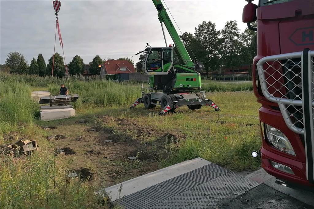 Vandalismusschäden an Fischtreppe: Reparatur parallel zum Probebetrieb künftige Holztraverse zur Fischtreppe