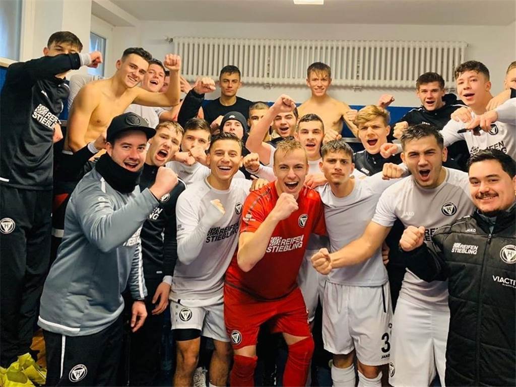 TuS-U19-Trainer sucht neue Herausforderung - aber nicht auf Teufel komm raus Über einen Sieg jubeln konnte Patrick Kemmerling (v.l.) mit der U19 des TuS Haltern am See corona-bedingt schon eine längere Zeit nicht mehr.