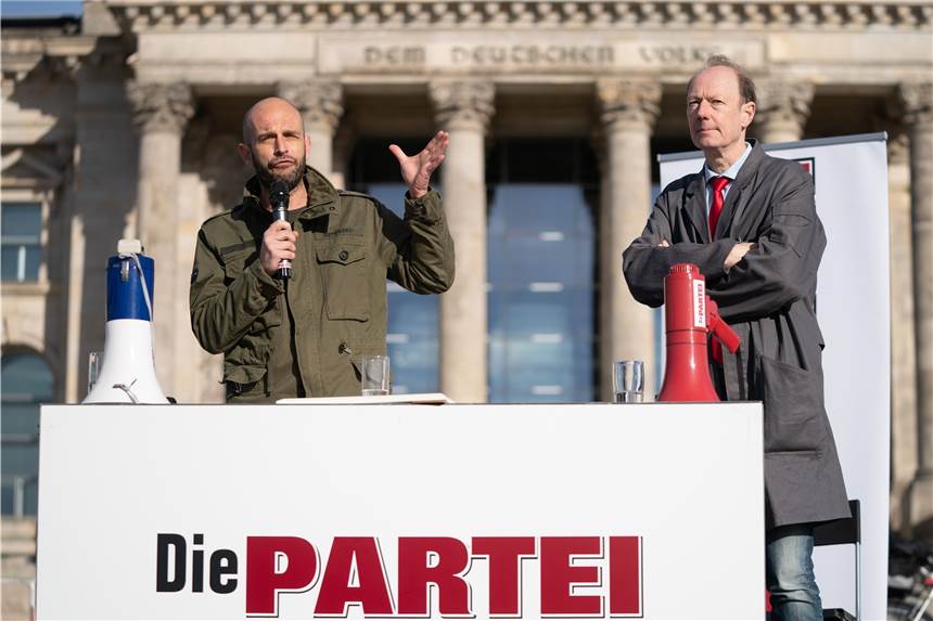 Über Marco Bülow (l.) sagt Martin Sonneborn: „Er ist der größte Kämpfer gegen Lobbyismus und Korruption im Bundestag.“