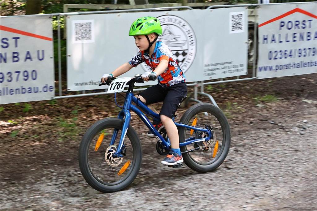 Über mehr als 350 Starter freuten sich die Organisatoren des Mountainbike-Events am Dachsberg. Erneut war das Heimrennen des ATV Haltern ein voller Erfolg.