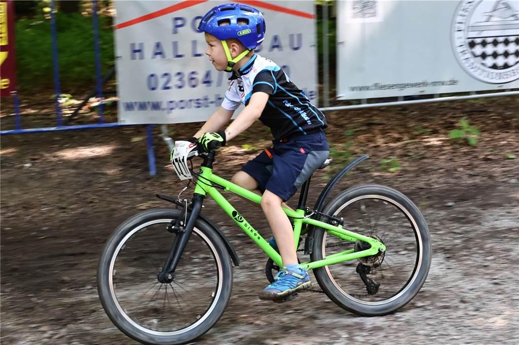 Über mehr als 350 Starter freuten sich die Organisatoren des Mountainbike-Events am Dachsberg. Erneut war das Heimrennen des ATV Haltern ein voller Erfolg.