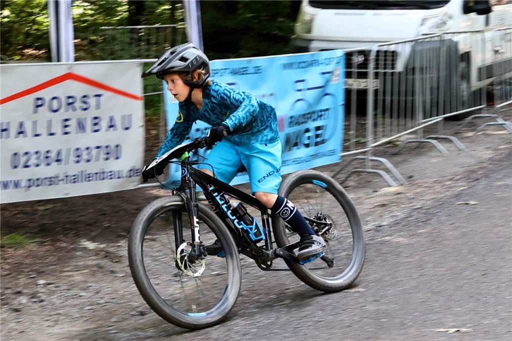 Über mehr als 350 Starter freuten sich die Organisatoren des Mountainbike-Events am Dachsberg. Erneut war das Heimrennen des ATV Haltern ein voller Erfolg.