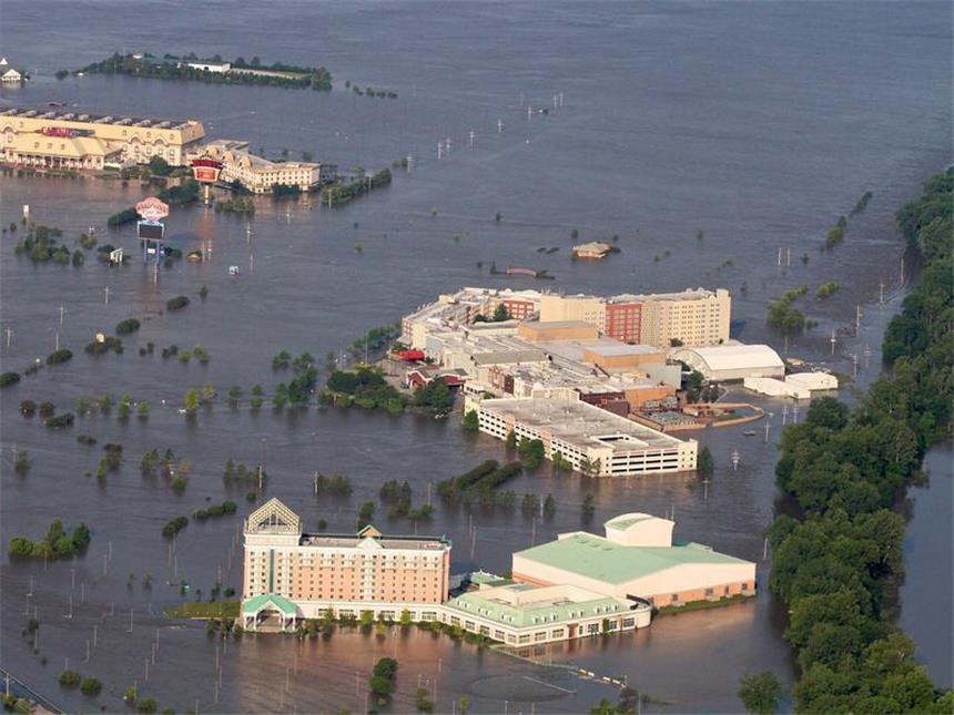 Mississippi-Flut: Zehntausende bereiten Flucht vor Überschwemmte Ansiedlung am Mississippi.