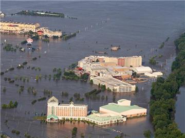 Überschwemmte Ansiedlung am Mississippi.
