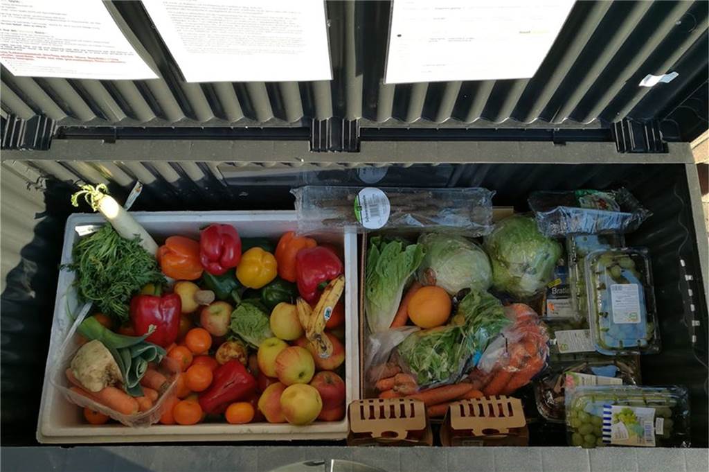 Lebensmittel vor der Tonne retten: Foodsharing-Netzwerk sucht Helfer in Werne Übrig gebliebenes Obst und Gemüse landen in den "Fair-Teiler"-Kisten in der Hermann-Löns-Str. 31 und in der Brucknerstraße 24 in Stockum.