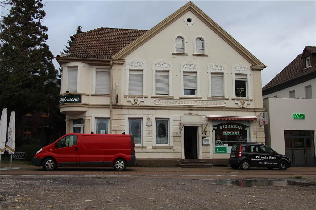 Entwicklung für Bork: Stadt will mit Häuserkauf Heft des Handelns in der Hand halten Um die Gastronomie an der Hauptstraße sichern zu können, möchte die Stadt das Gebäude mit dem Haus Dörlemann kaufen.