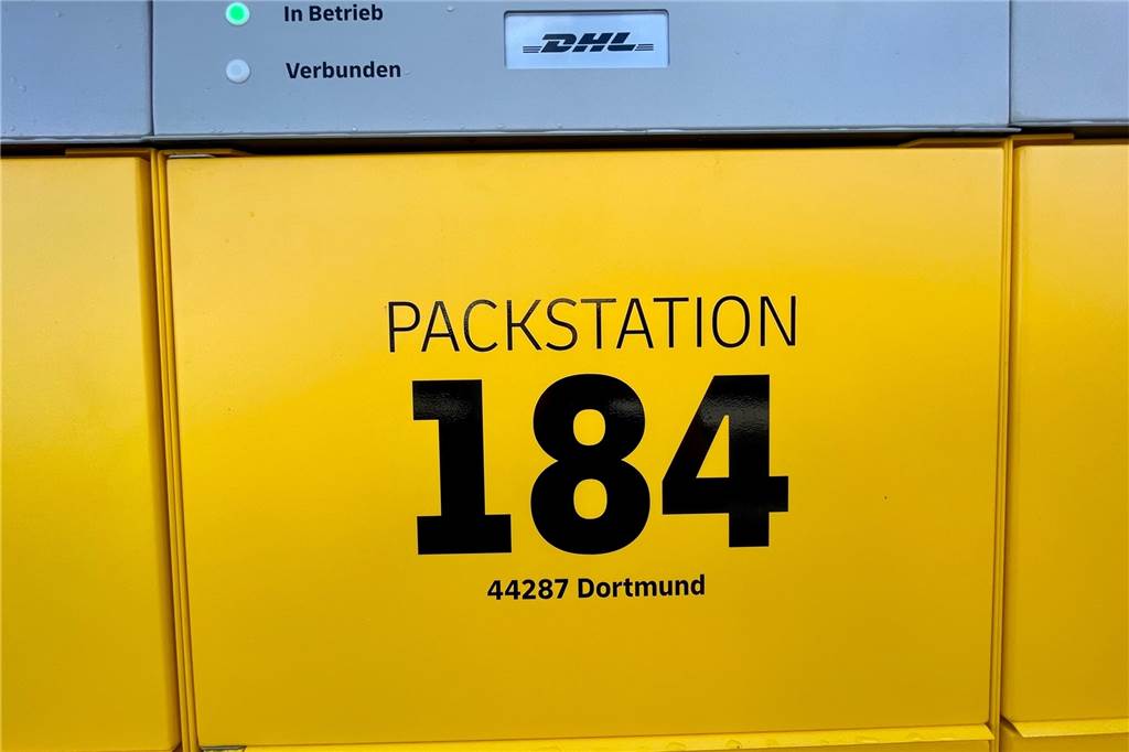 Ultramoderne DHL-Station hinter Kaufland lässt sich nur mit einer App bedienen Um die Packstation 184 nutzen zu können, braucht der Kunde ein Smartphone.