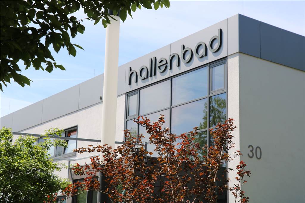 Bottrop und Kirchhellen setzen im Sport Energiesparmaßnahmen um Um Energiekosten einzusparen, wird es auch vorerst keine Warmbadetage mehr im Hallenbad Kirchhellen geben.
