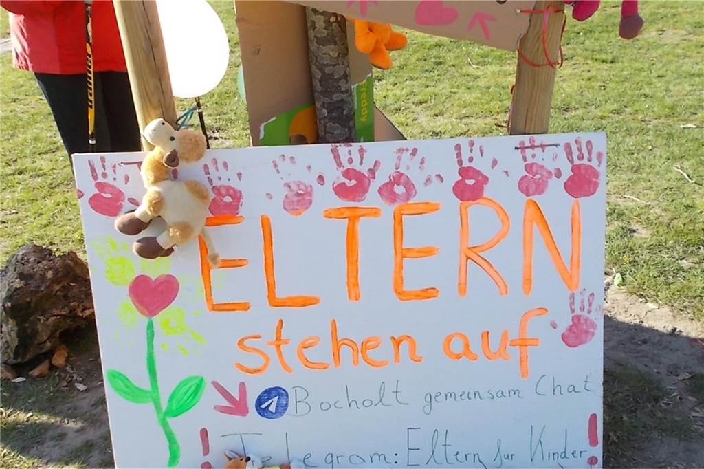 Corona-Liveblog: 20 Coronapatienten liegen auf den Intensivstationen Unbekannte haben am Wochenende Protestplakate gegen Coronamaßnahmen am Spielplatz im Losbergpark aufgehängt. Das Ordnungsamt hat sie am Montagmorgen entfernt.