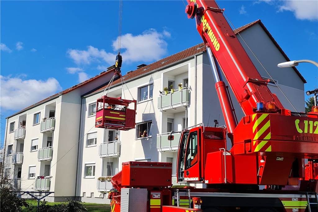 Patient mit Kran befreit: „Man hätte sich um den Mann mehr kümmern müssen“ Und so hatte es am Freitag (5.3.) an selber Stelle ausgesehen