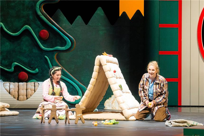 Unser „Nachwuchs-Kritiker“ Juri hat sich die Märchenoper „Hänsel und Gretel“ angesehen und sie auf Kindertauglichkeit überprüft. Foto Saad Hamza