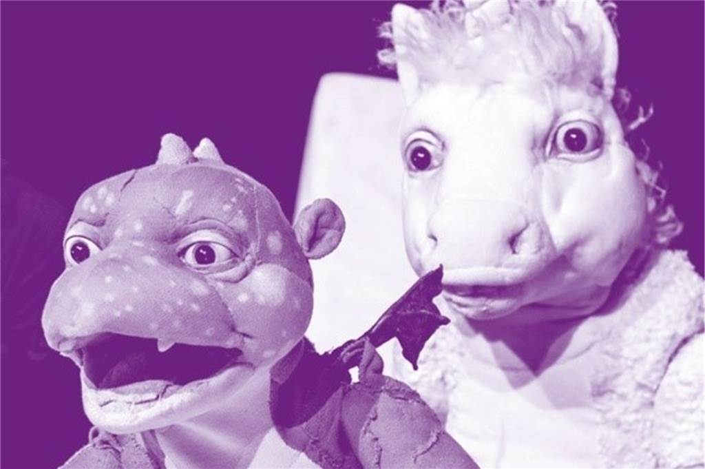 Figuren erzählen Geschichten: Kindertheater aus ganz Deutschland kommen nach Schwerte Drache und Einhorn Figuren Kindertheater Schwerte