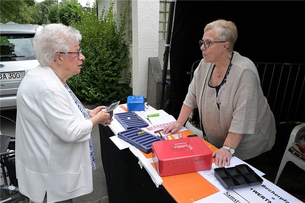 46. Kanalfest in Lünen-Süd: „Freunde und Freude am Kanal“ trotz Regen Unter dem Motto „Freunde und Freude am Kanal“ organisierte die Siedlerinteressengemeinschaft am Kanal wieder das traditionelle Kanalfest am Datteln-Hamm-Kanal. Es war bereits das 46. Kanalfest und es war trotz einiger Schauer ein Erfolg.