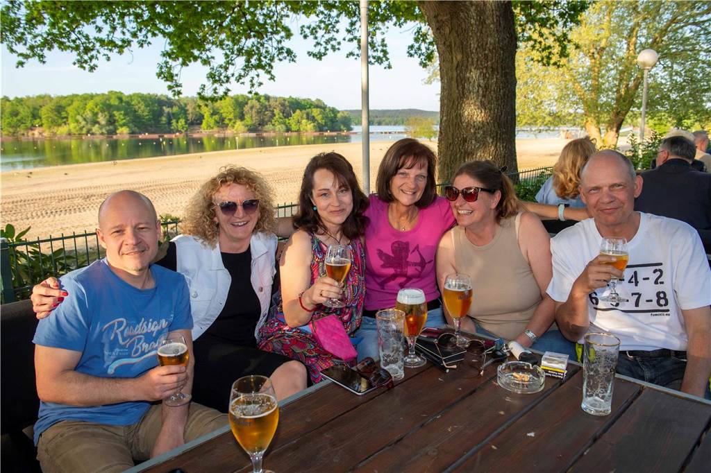 Unter dem Motto „Just Dance“ fand am 30. April die HenSeDö Revivalparty in der Sunset Beach Bar in Haltern am See statt