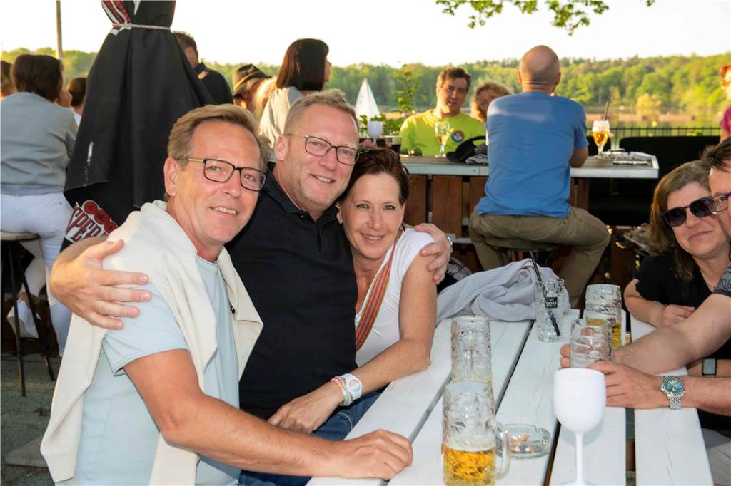 Unter dem Motto „Just Dance“ fand am 30. April die HenSeDö Revivalparty in der Sunset Beach Bar in Haltern am See statt
