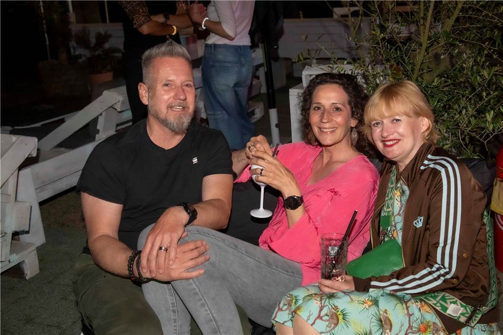 Unter dem Motto „Just Dance“ fand am 30. April die HenSeDö Revivalparty in der Sunset Beach Bar in Haltern am See statt