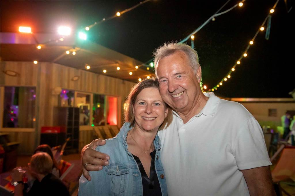 Unter dem Motto „Just Dance“ fand am 30. April die HenSeDö Revivalparty in der Sunset Beach Bar in Haltern am See statt