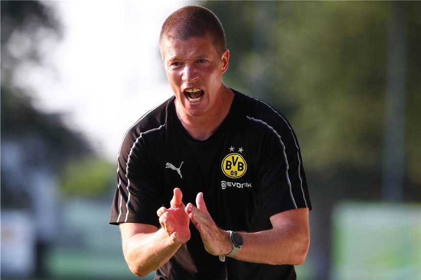 Von der Sphinx zum Favoriten: Borussia Dortmunds U23 befindet sich im Wandel Unter Trainer Mike Tullberg wirkt die U23 von Borussia Dortmund stabiler und selbstbewusster als noch in der Vorsaison.