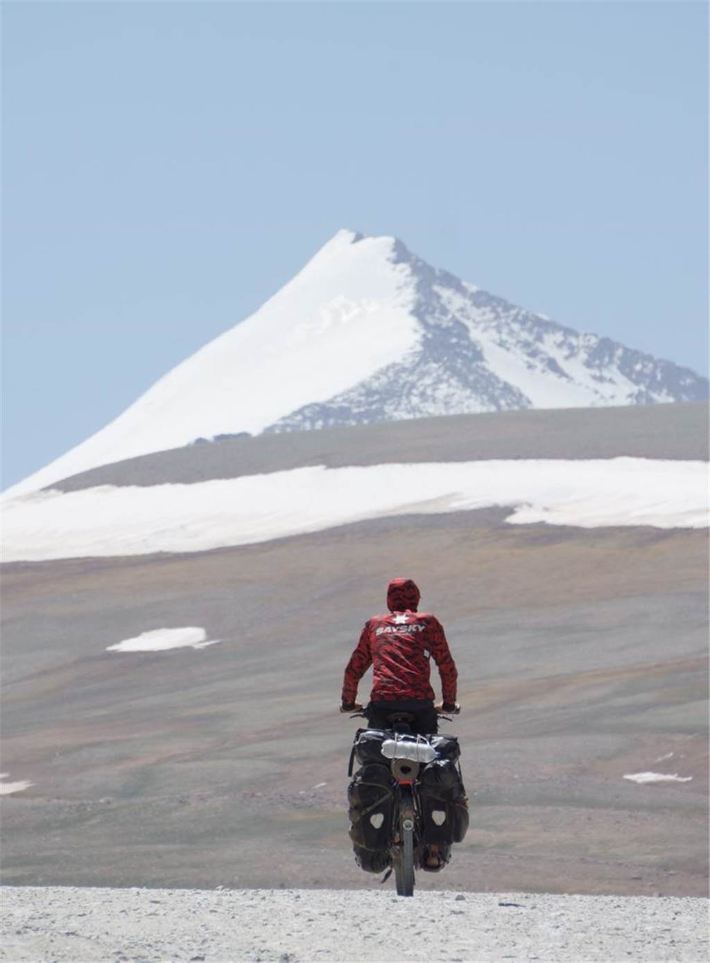 Marielle und Henning unterwegs in den Höhen von Tadschikistan Unterwegs daheim auf dem Pamir-Highway in Tadschikistan