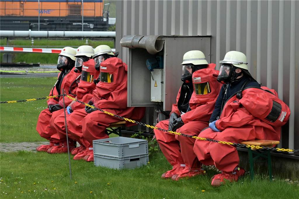 Unzählige Einsatzkräfte waren bei der Großübung auf dem Gelände des Trianel-Kraftwerkes in Lünen im Einsatz.