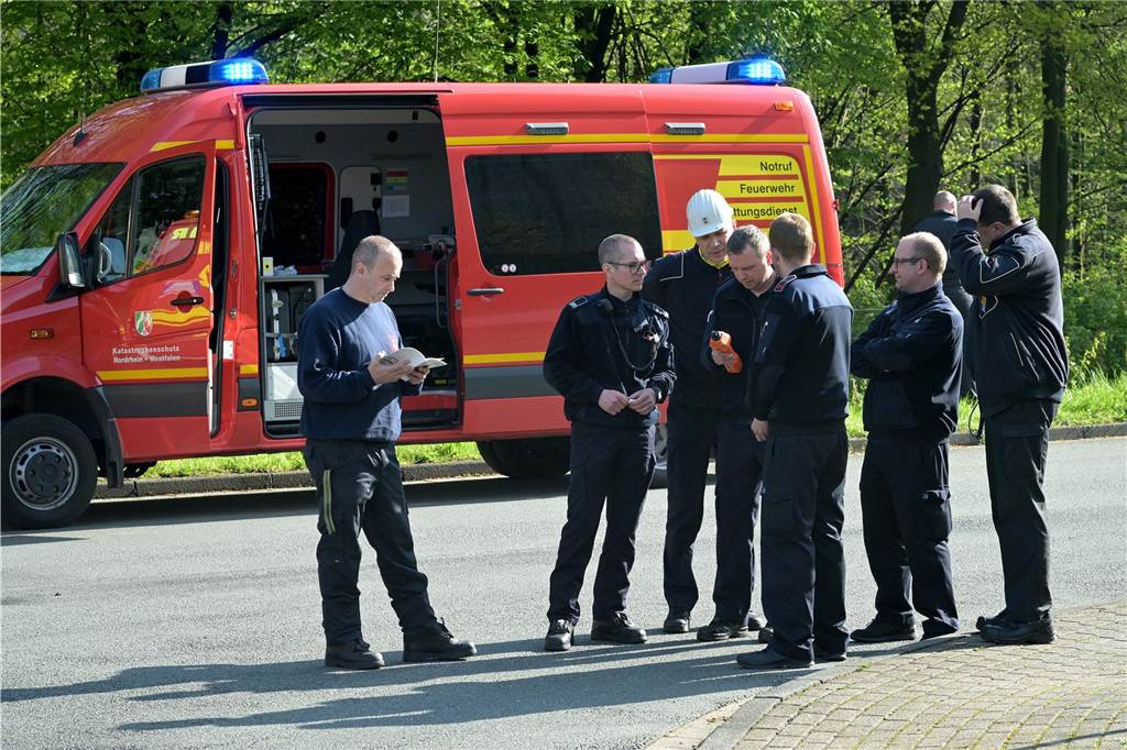 Unzählige Einsatzkräfte waren bei der Großübung auf dem Gelände des Trianel-Kraftwerkes in Lünen im Einsatz.