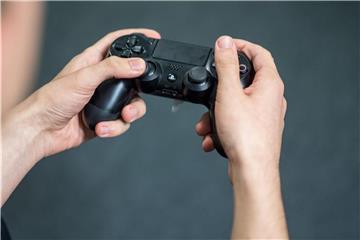 Update für die Playstation 4: Nutzer können nun eigene Fotos als Wallpaper nutzen. Foto: Sebastian Gollnow