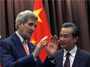 US-Außenminister John Kerry während eines Treffens mit seinem chinesischen Amtskollegen Wang Yi. Foto: Kim Kyung-Hoon