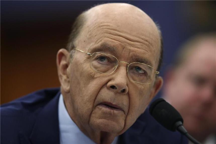 Handelsstreit: US-Delegation trifft in Peking ein US-Handelsminister Wilbur Ross ist bei den Handelsgesprächen in Peking dabei. Foto: Pablo Martinez Monsivais/AP