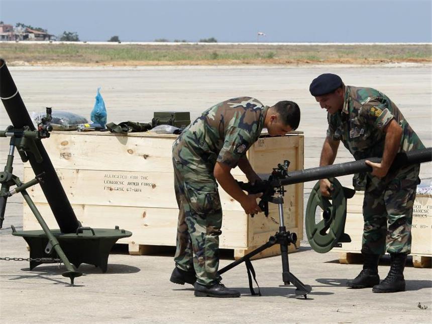 Obama will umfassende Genehmigung für Krieg gegen IS US-Militärhilfe für den Libanon: US-Präsident Obama will jetzt auch Bodentruppen im Kampf gegen den IS einsetzen. Foto: Nabil Mounzer/Archiv
