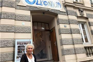 Usha Hagemeier-Schacht hat das große Gemälde im Haupteingang des Olfoniums geschaffen.