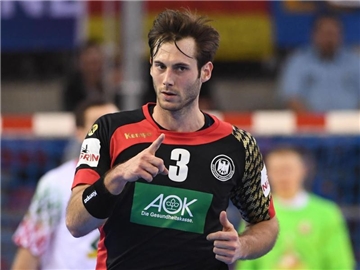 Uwe Gensheimer bleibt Kapitän der deutschen Handball-Nationalmannschaft. Foto: Marijan Murat/Archiv