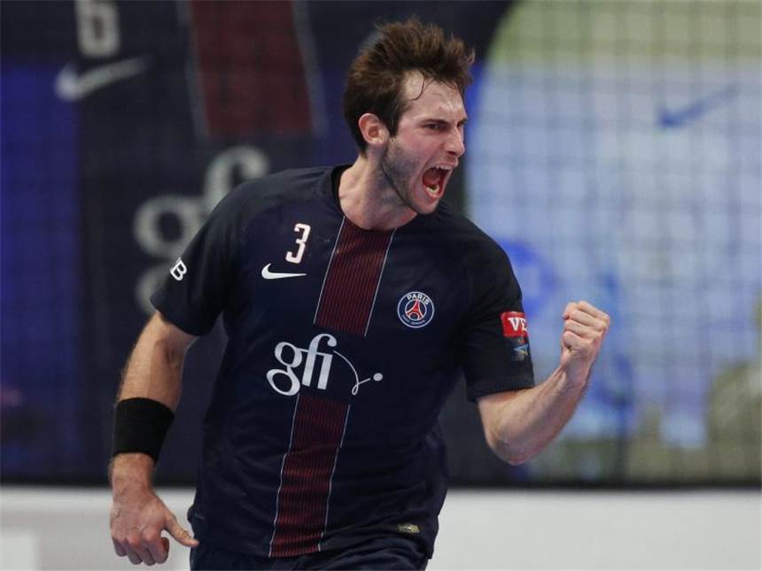 Handball-Star Gensheimer träumt von Königsklassen-Titel Uwe Gensheimer will mit Paris Saint Germain die Champions League gewinnen. Foto: Yoan Valat
