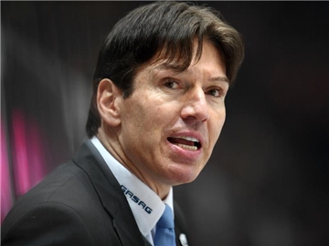 Uwe Krupp wird vom IIHF in die Hall of Fame aufgenommen. Foto: Tobias Hase