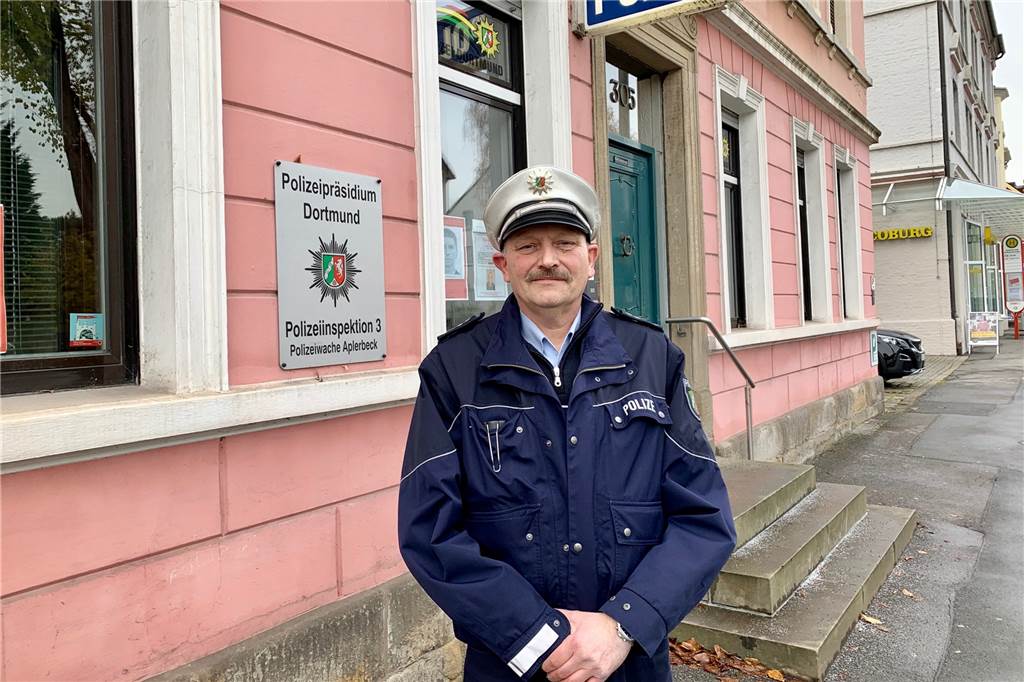 Prostitution auf offener Straße? Das sagt die Polizei in Aplerbeck dazu Uwe Lichtenfeld ist der neue Leiter der Polizeiwache Aplerbeck.