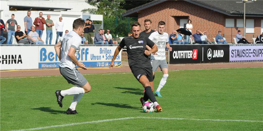 „Absolute Frechheit“: Elfmeter erhitzt die Gemüter bei Niederlage des TuS Haltern Vangjel Frasheri und der TuS Haltern am See haben das zweite Heimspiel in Folge verloren.