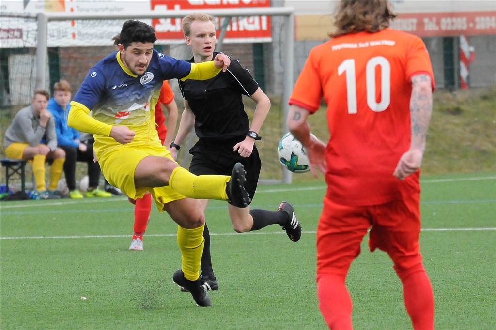 Vedat Öz verlässt den Bezirksligisten Spvg Schwerin und schließt sich dem Kreisliga-A-Aufsteiger FC Castrop-Rauxel an.