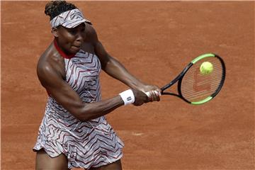 Venus Williams hat die Auftaktrunde in Paris nicht überstanden. Foto: Alessandra Tarantino/AP